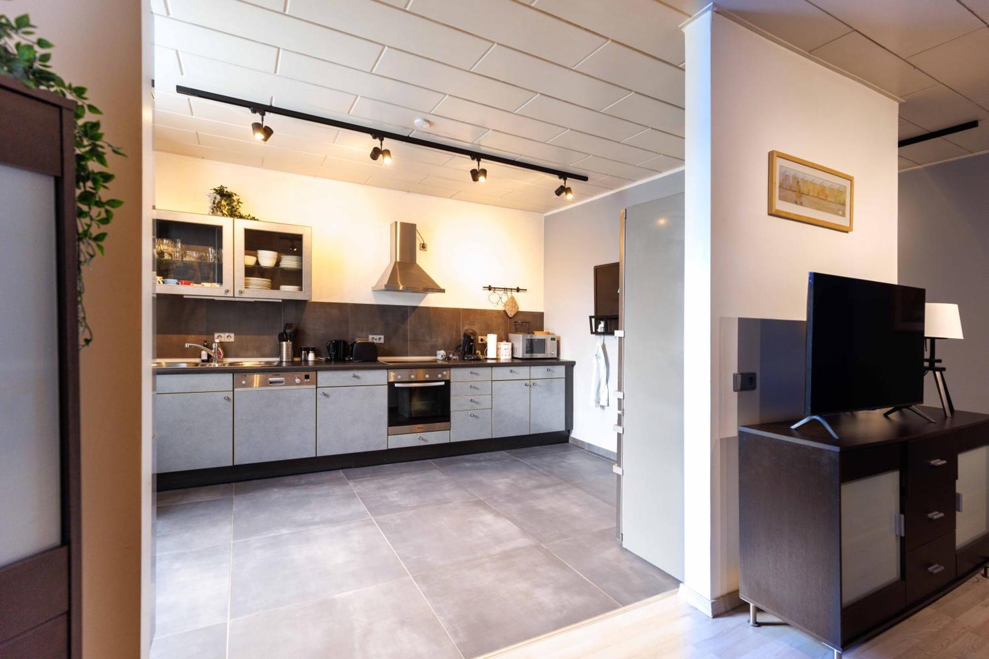 Apartment Sander's
